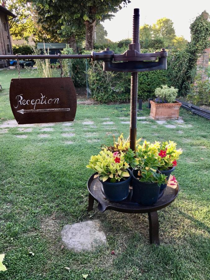 Societa Agricola Le More Agriturismo La Dondina بودريو المظهر الخارجي الصورة