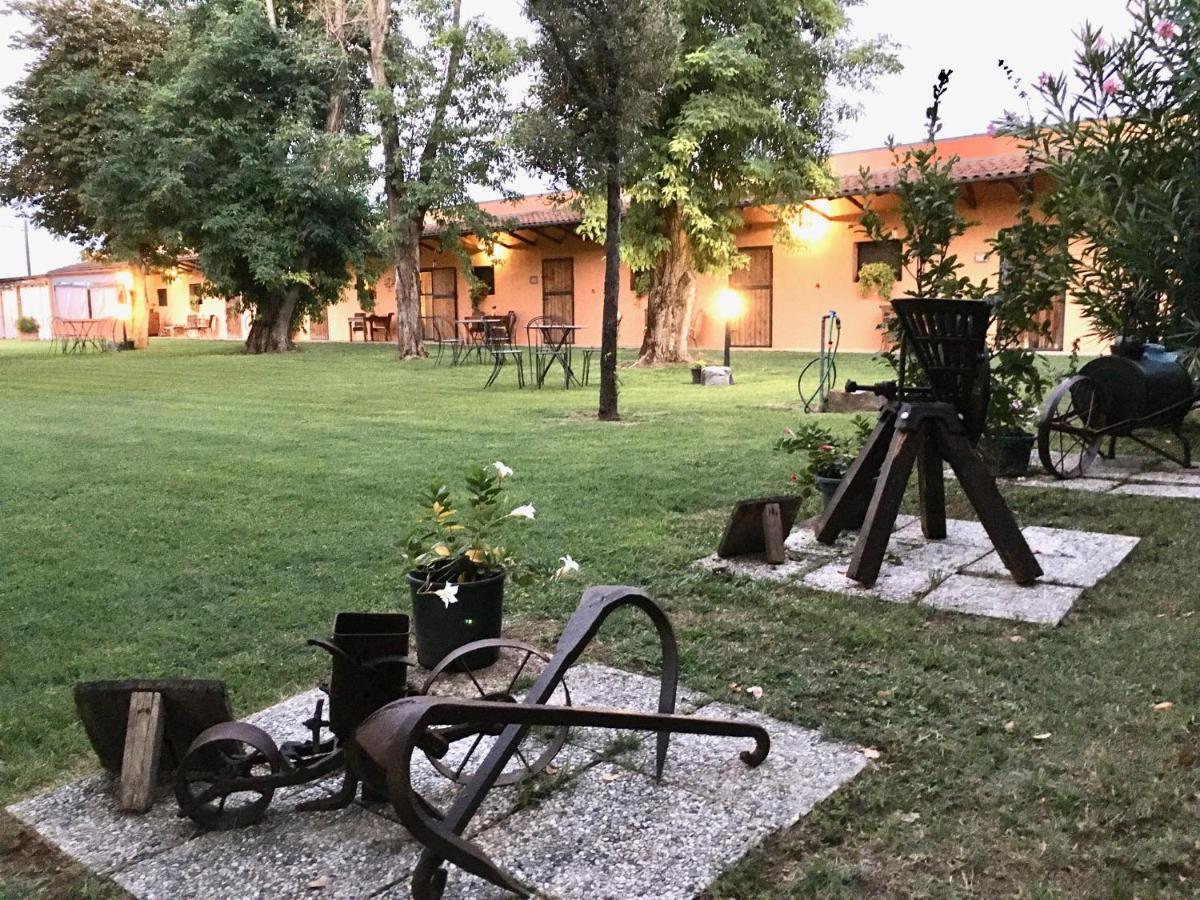 Societa Agricola Le More Agriturismo La Dondina بودريو المظهر الخارجي الصورة